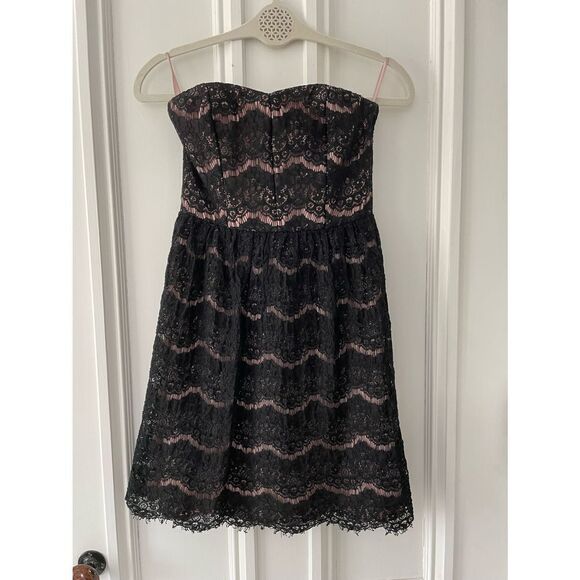 ya Dresses & Skirts - Ya black lace strapless dress S